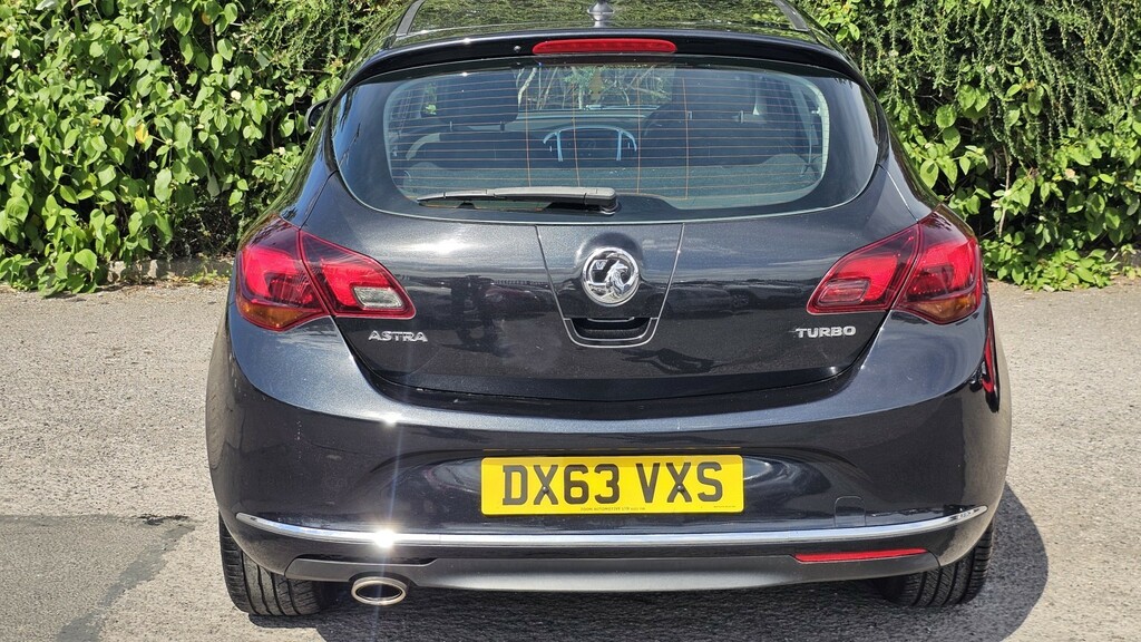 Vauxhall Astra 1.4 T 16V Sri Black #3