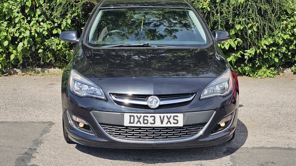 Vauxhall Astra 1.4 T 16V Sri Black #2