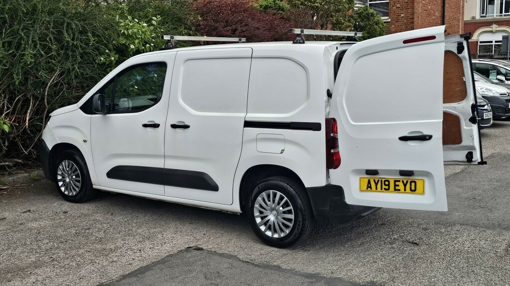 Citroen Berlingo 1.6 Bluehdi 650 Enterprise M White #4