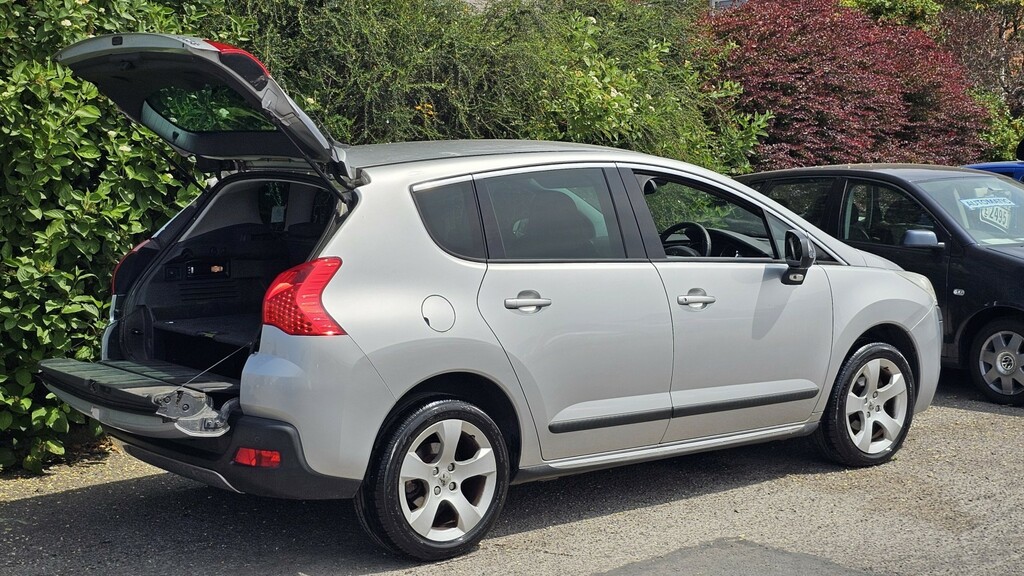 Peugeot 3008 1.6 Hdi Style Silver #3