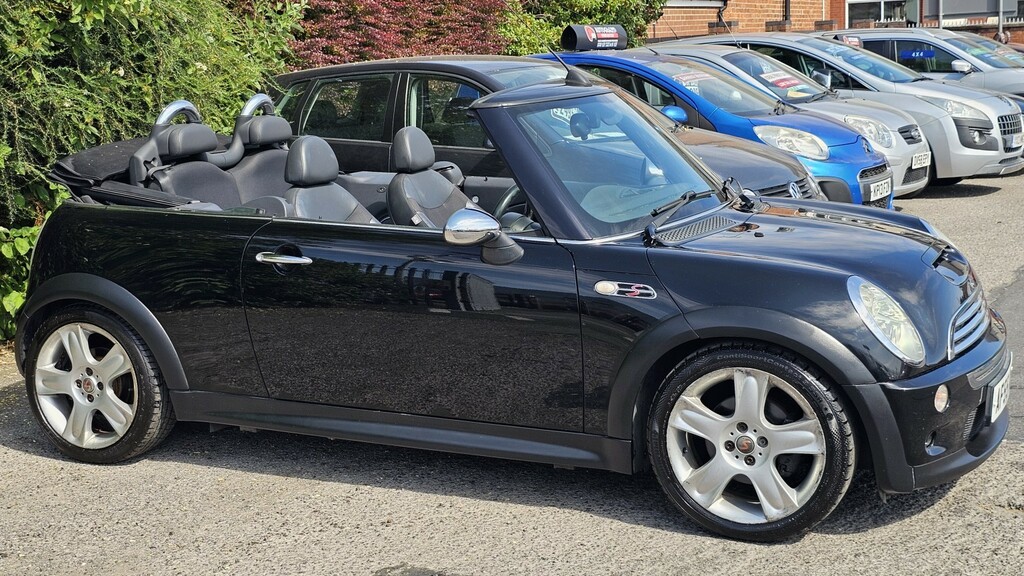 Mini Convertible 1.6 Cooper S Convertible Black #4