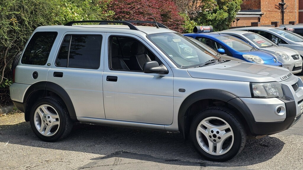 Land Rover Freelander 2.0 Td4 Freestyle Silver #4