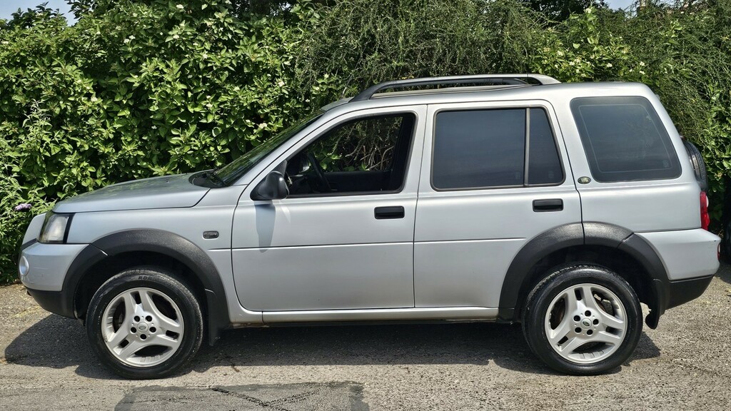 Land Rover Freelander 2.0 Td4 Freestyle Silver #2