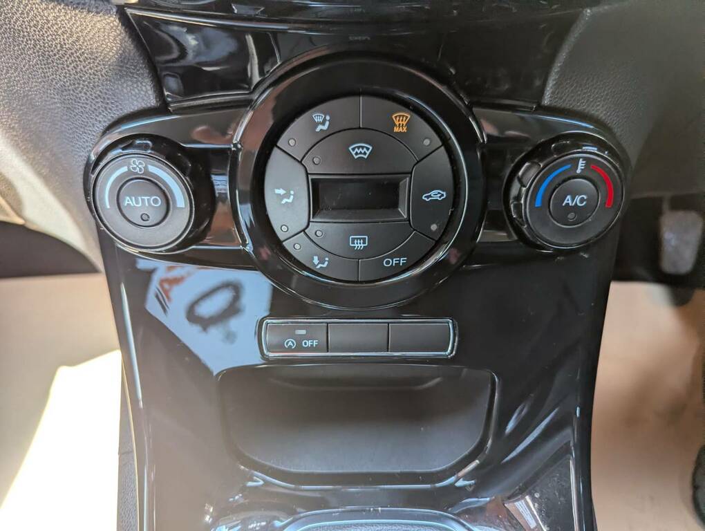Ford Fiesta 1.0 Ecoboost 125 Titanium Red #3