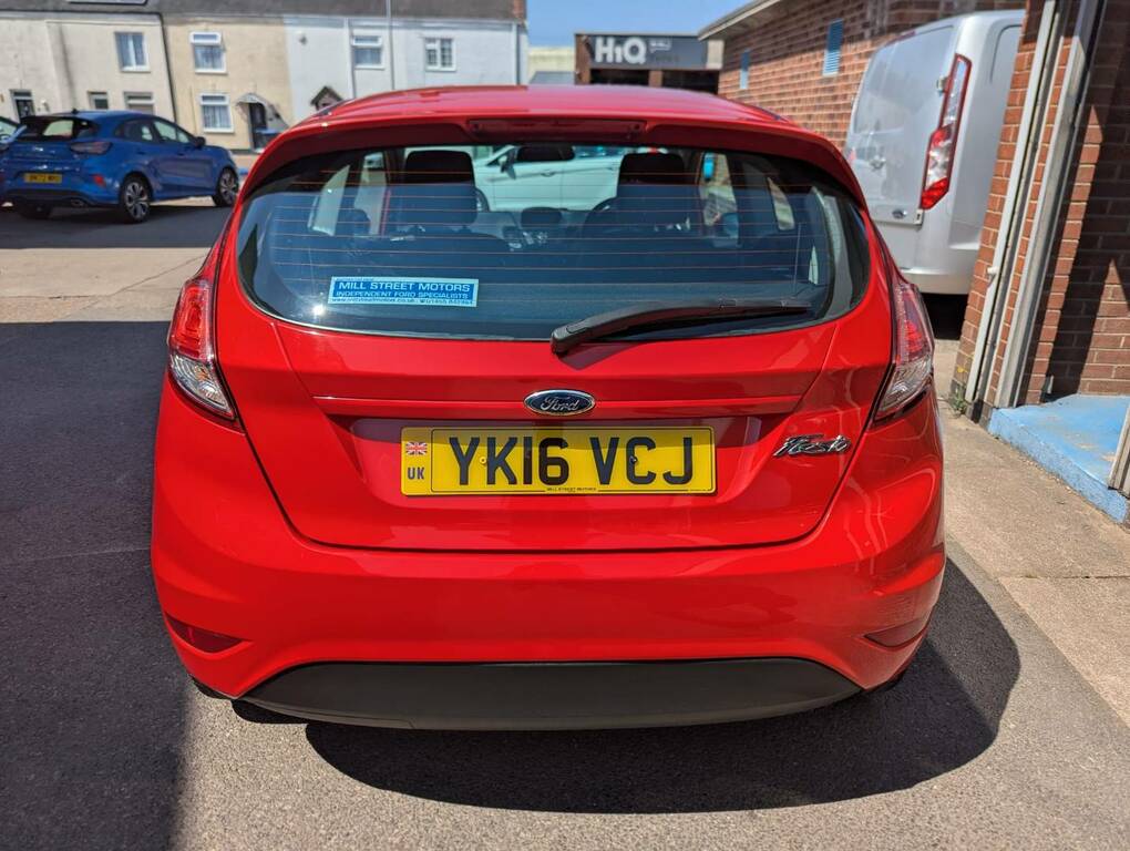 Ford Fiesta 1.25 82 Zetec Red #2