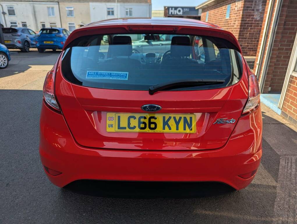 Ford Fiesta 1.25 82 Zetec Red #2