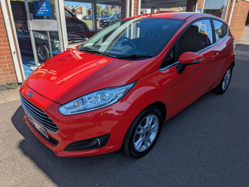 Ford Fiesta 1.25 82 Zetec Red