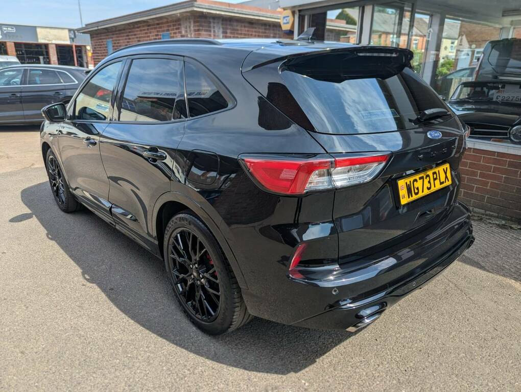Ford Kuga 1.5 Ecoboost 150 Black Package Edition Black #3