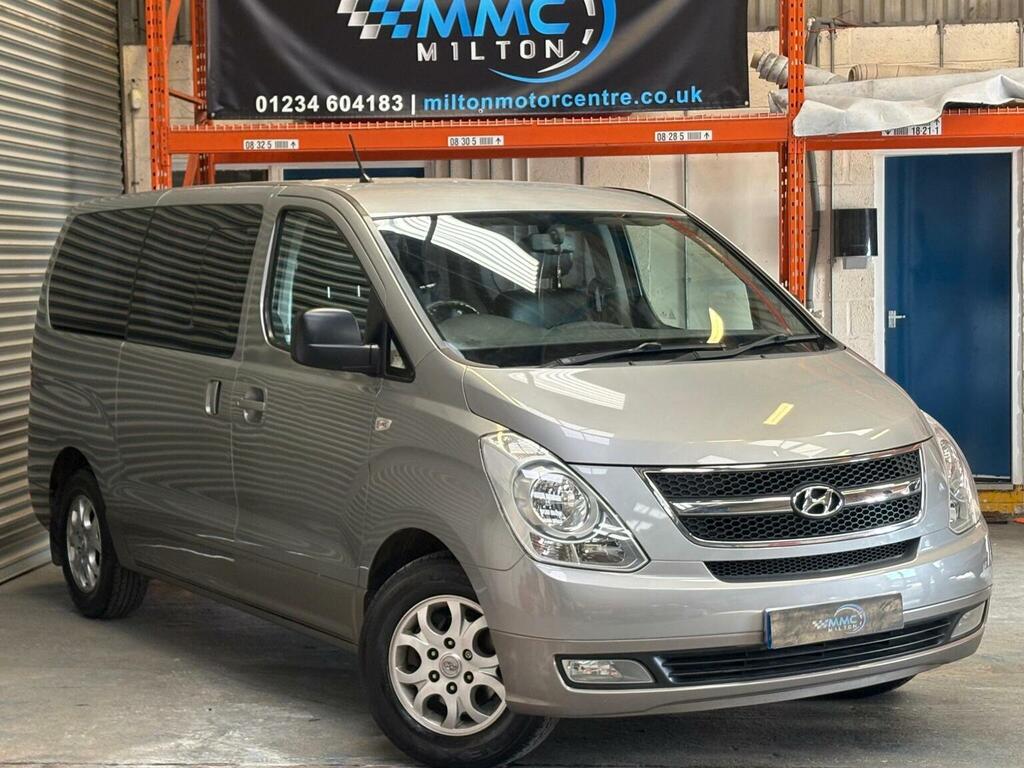 Hyundai I800 Mpv 2.5 Crdi Style Euro 5 201212 Silver