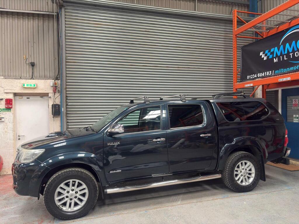 Toyota HILUX Invincible 4X4 D-4d Dcb U15490610 #18