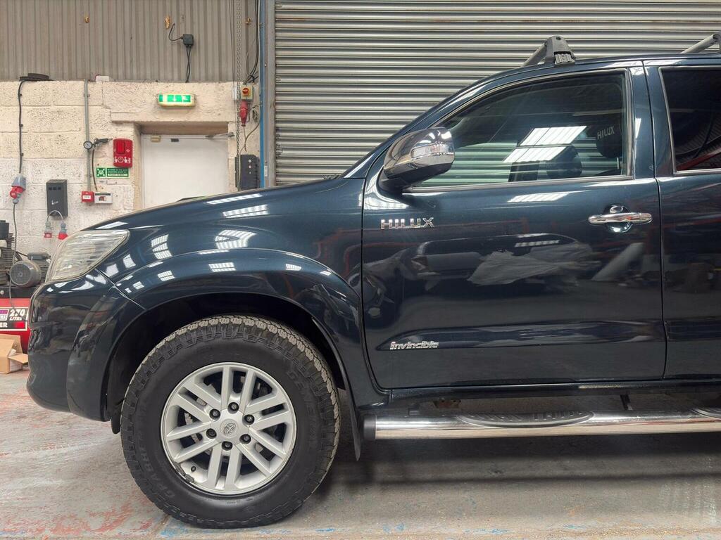 Toyota HILUX Invincible 4X4 D-4d Dcb U15490610 #20