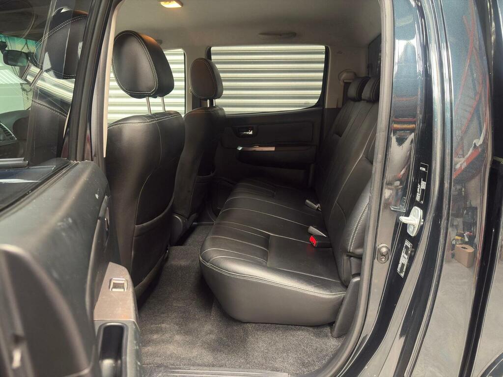 Toyota HILUX Invincible 4X4 D-4d Dcb U15490610 #32