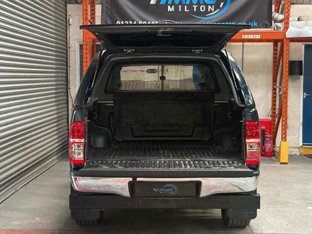 Toyota HILUX Invincible 4X4 D-4d Dcb U15490610 #11
