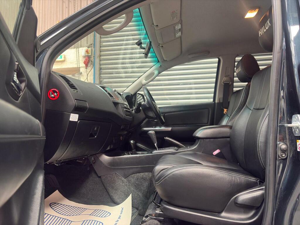Toyota HILUX Invincible 4X4 D-4d Dcb U15490610 #33