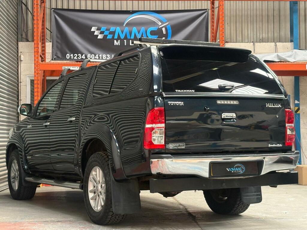 Toyota HILUX Invincible 4X4 D-4d Dcb U15490610 #14