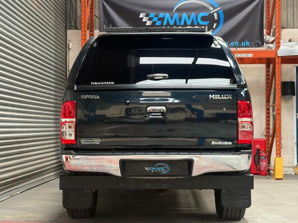 Toyota HILUX Invincible 4X4 D-4d Dcb U15490610 #12
