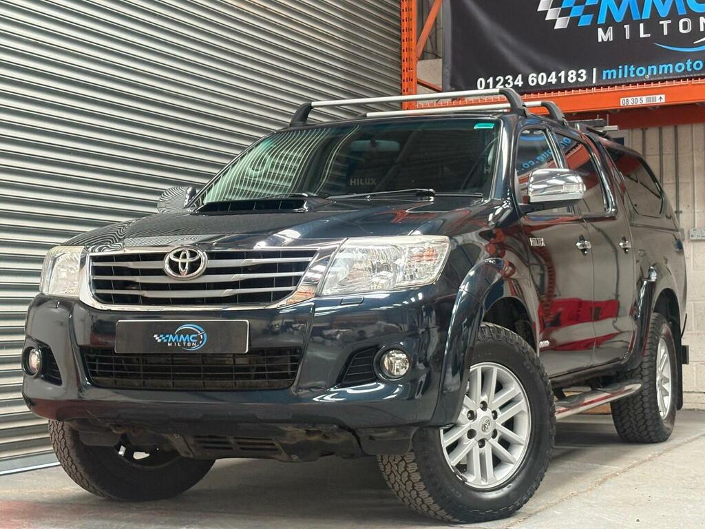 Toyota HILUX 3.0 D-4d Invincible 4Wd Euro 5 Grey #4
