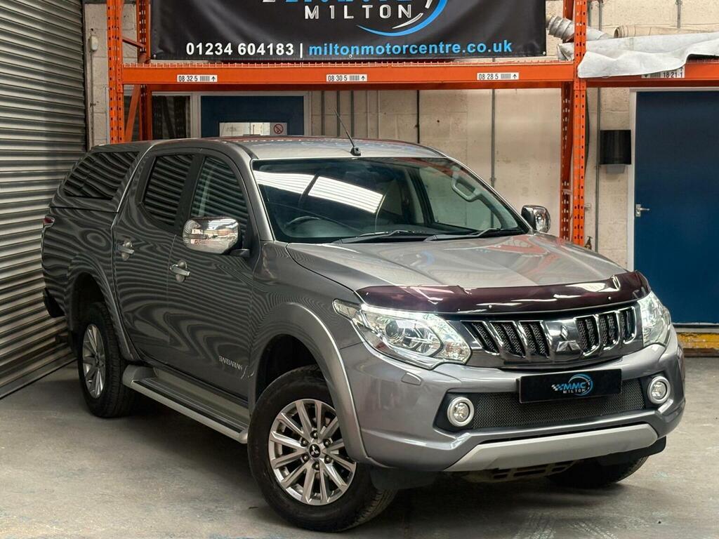 Mitsubishi L200 2.4 Di-d Dc Barbarian 4Wd Euro 6 Grey