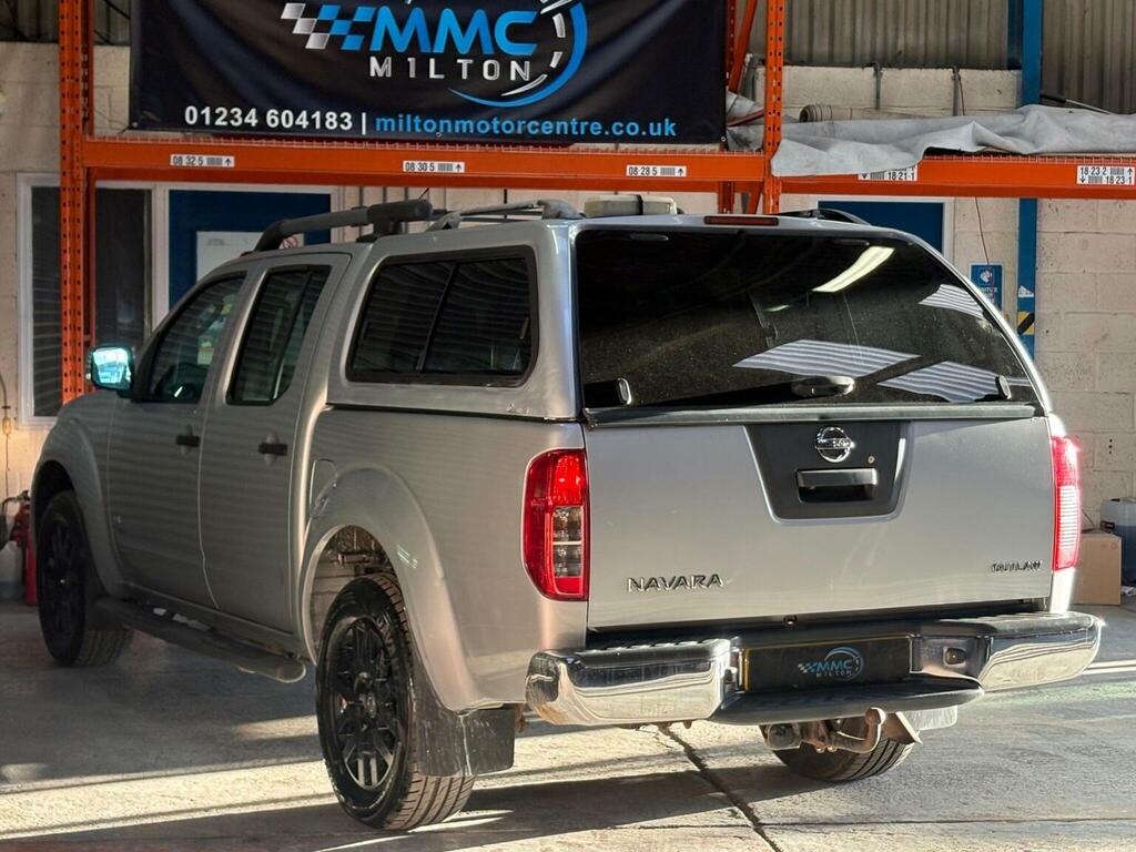 Nissan Navara 2.5 Dci Acenta 4X4 Dcb 169 Bhp Black #12