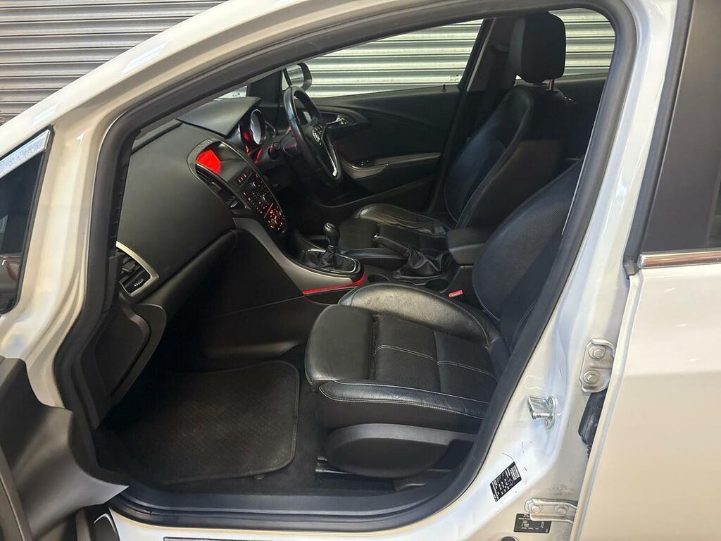 Vauxhall Astra 1.7 Cdti Ecoflex Tech Line Sports Tourer Euro 5 S Black #28