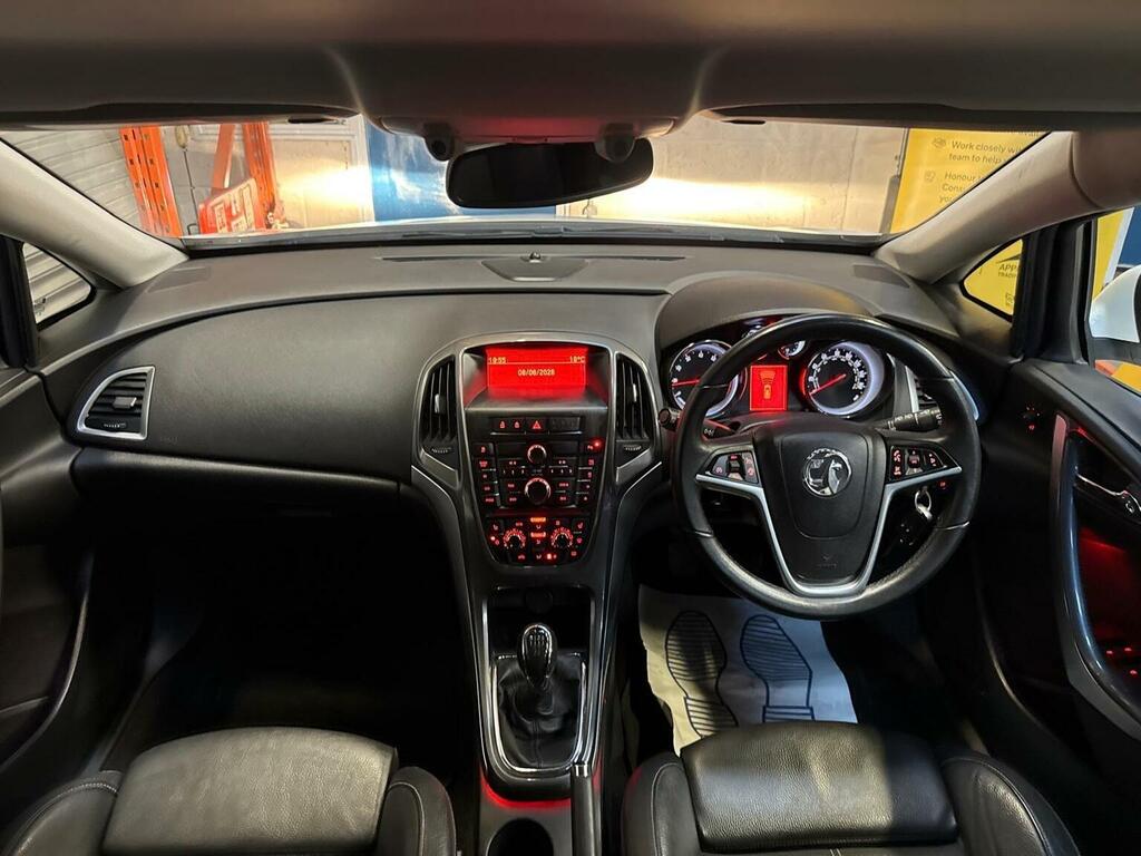 Vauxhall Astra 1.7 Cdti Ecoflex Tech Line Sports Tourer Euro 5 S Black #25