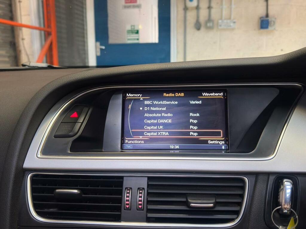 Audi A5 Cabriolet 2.0 Tfsi S Line Special Edition S Tronic White #46