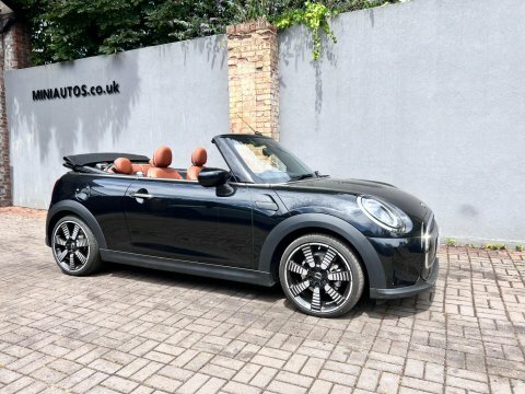Mini Convertible 1.5 Cooper Exclusive Black #4