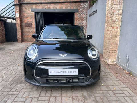 Mini Convertible 1.5 Cooper Exclusive Black #6