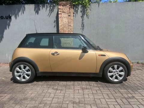 Mini Hatch 1.6 Cooper Euro Gold #2