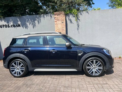Mini Countryman 1.5 Cooper Exclusive Black #2
