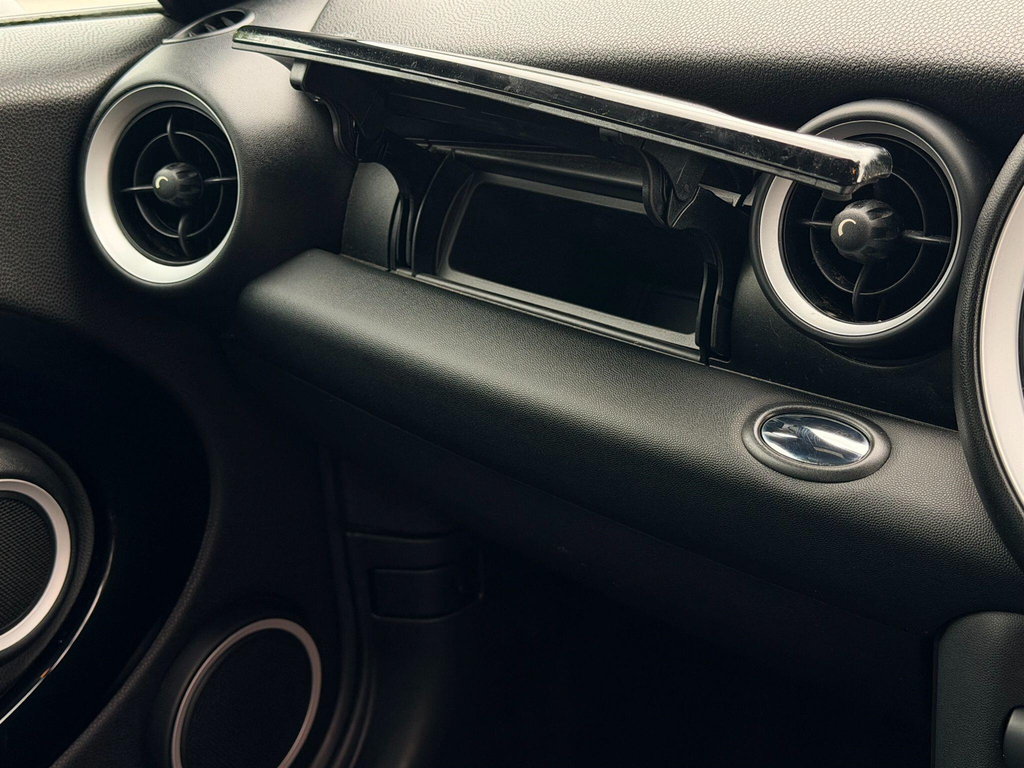 Mini Coupe 2015 1.6 Cooper Coupe Euro 6 S Silver #22