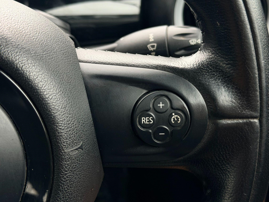 Mini Coupe 2015 1.6 Cooper Coupe Euro 6 S Silver #26