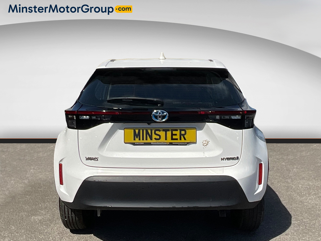 Toyota Yaris Cross Icon Hev YF22OMT White #3