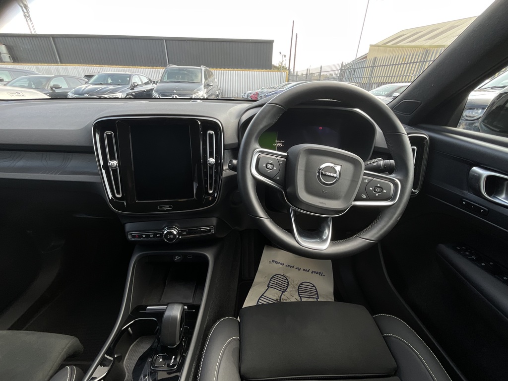 Volvo XC40 Recharge Twin Ev Awd Blue #4
