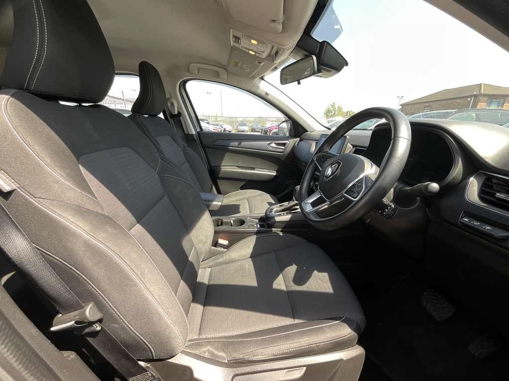 Renault Arkana Iconic E-tech Hev Grey #4