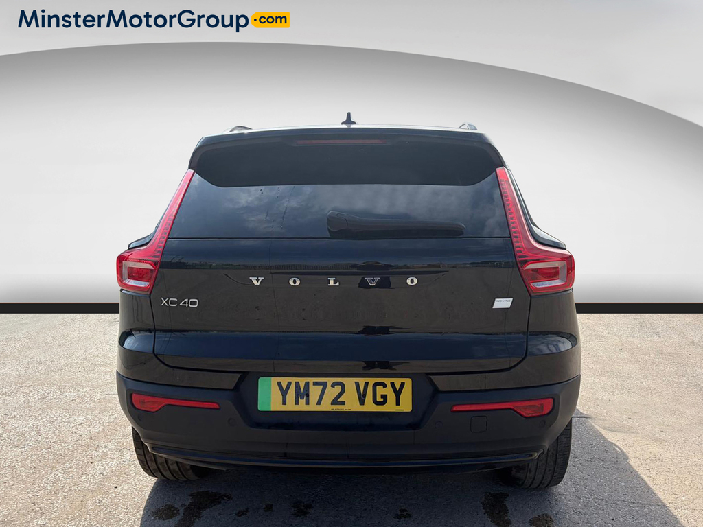 Volvo XC40 Core Recharge Ev YM72VGY Black #3