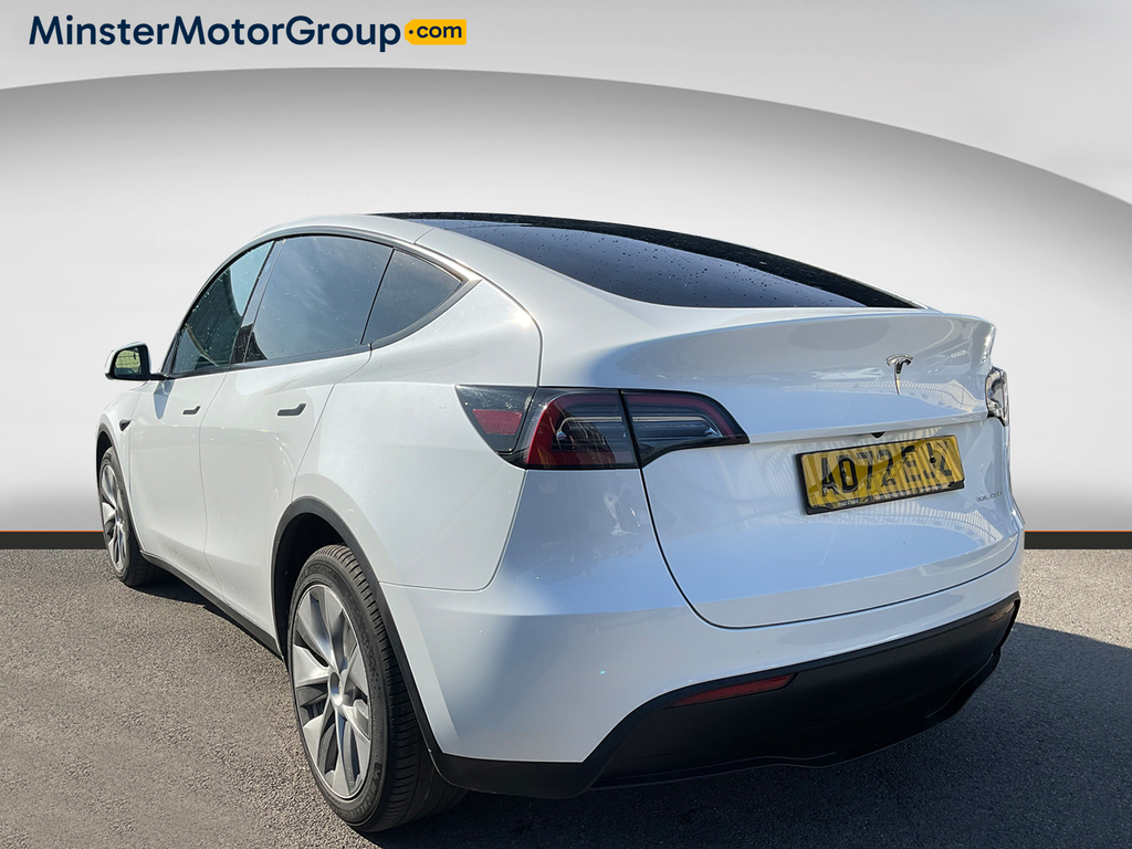 Tesla Model Y Long Range Awd AD72EJZ White #4