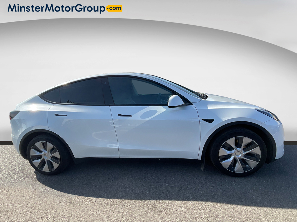 Tesla Model Y Rwd White #2