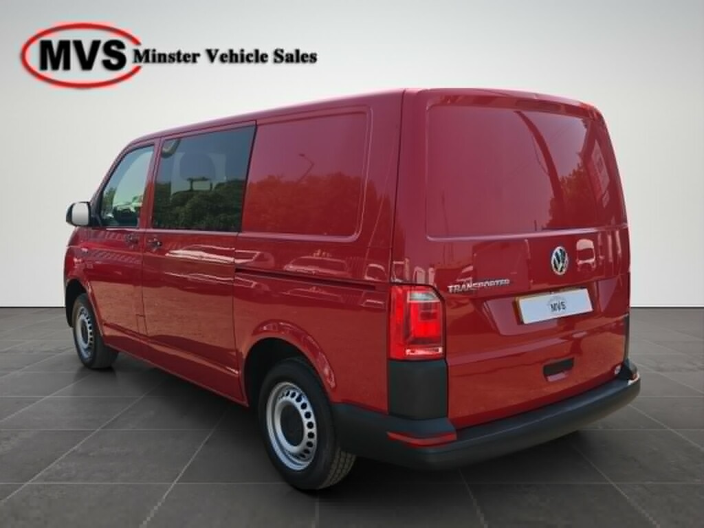 Volkswagen Transporter 2.0-Tdi-t28-startline GF69UZO Red #5