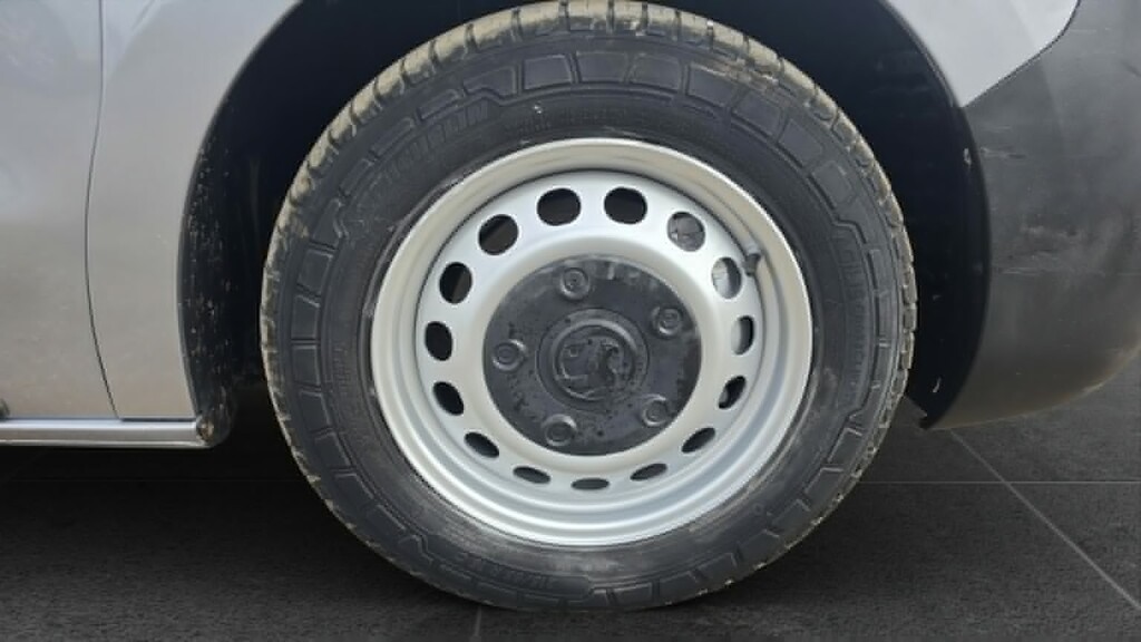 Vauxhall Vivaro 1.6-Cdti-2900 Silver #12