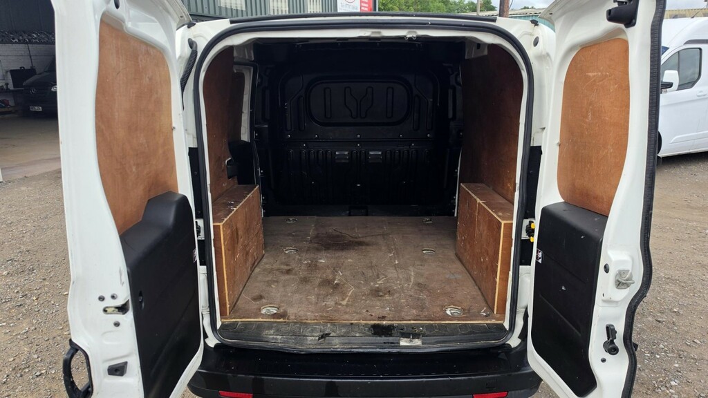 Fiat Doblo 1.3 Multijet 16V 80 Van Start Stop White #8