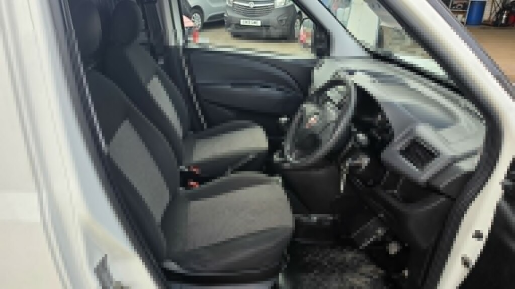 Fiat Doblo 1.3 Multijet 16V 80 Van Start Stop White #11