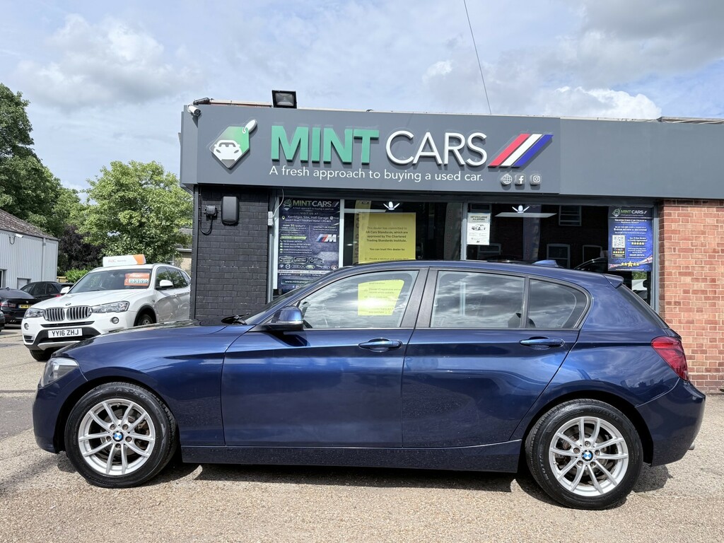 BMW 1 Series Hatchback 1.6 116D Efficientdynamics 5-Door 2014 Blue #3