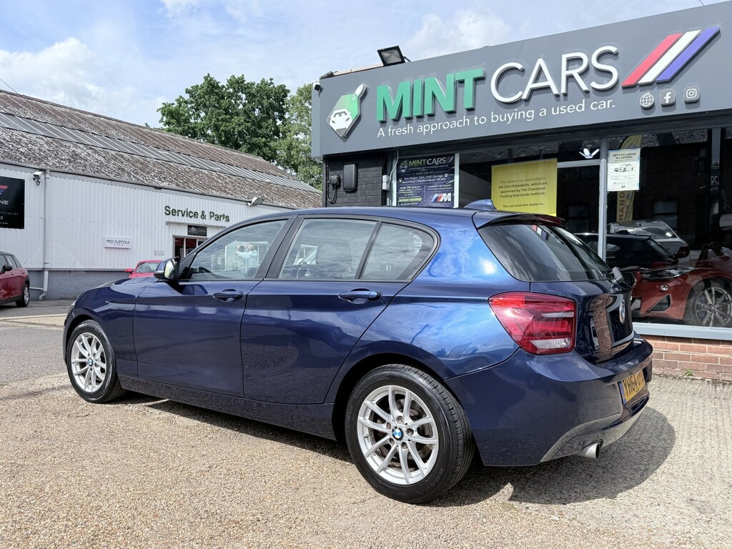 BMW 1 Series Hatchback 1.6 116D Efficientdynamics 5-Door 2014 Blue #4