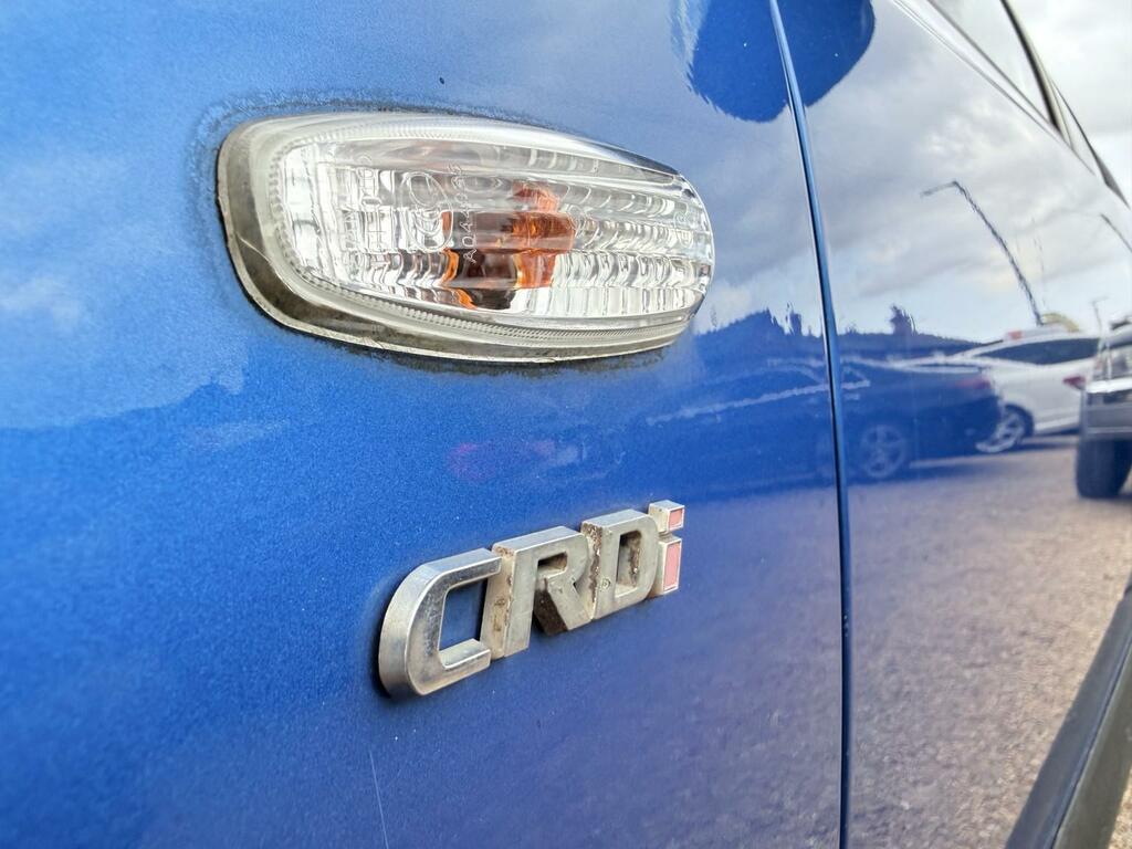 Hyundai I30 1.6 Crdi Style Red #8