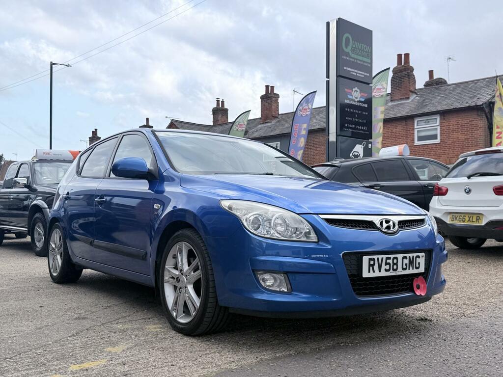 Hyundai I30 1.6 Crdi Style Red #17