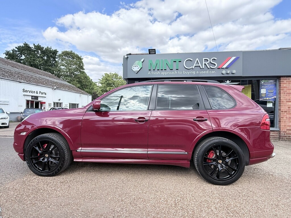 Porsche Cayenne 4.8 Gts Red #4