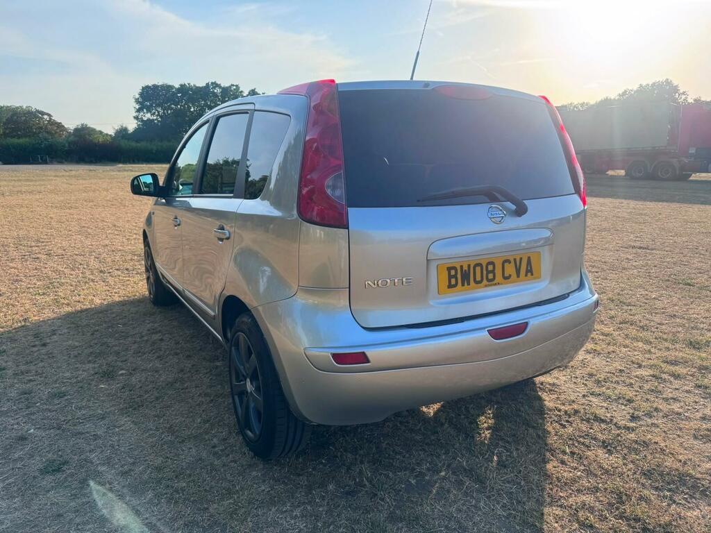 Nissan Note Tekna Silver #5