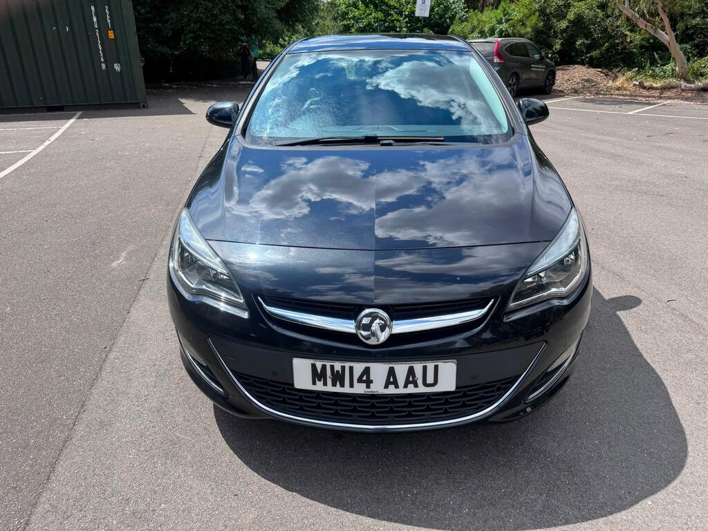 Vauxhall Astra Sri Black #2
