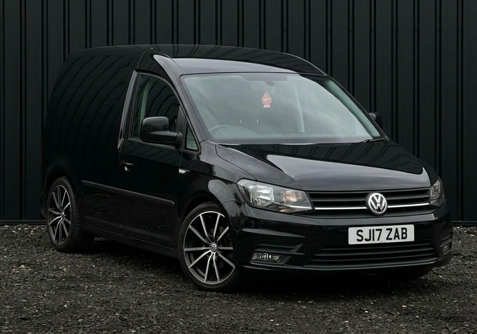 Volkswagen Caddy 2.0 Tdi Bluemotion Tech 102Ps Highline Van Black